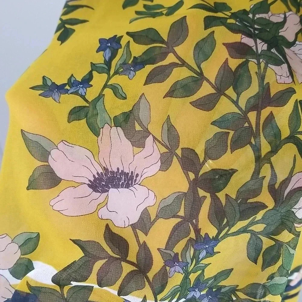 {CAbi} Women Style #5518 Spring Scene Bell Sleeves Blouse - Size Small - Picture 10 of 14